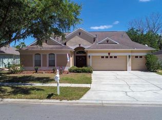 9604 Greenbank Dr, Riverview, FL 33569