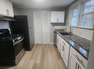 5015 Indian Ln APT A, College Park, MD 20740