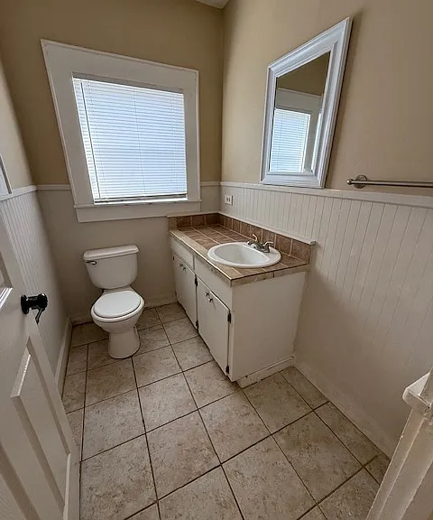 642 N Love St — Photo 16
