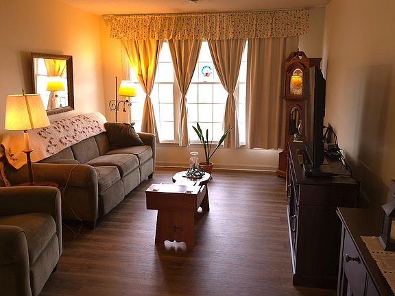 3rd image of 66 Sanibel Ln