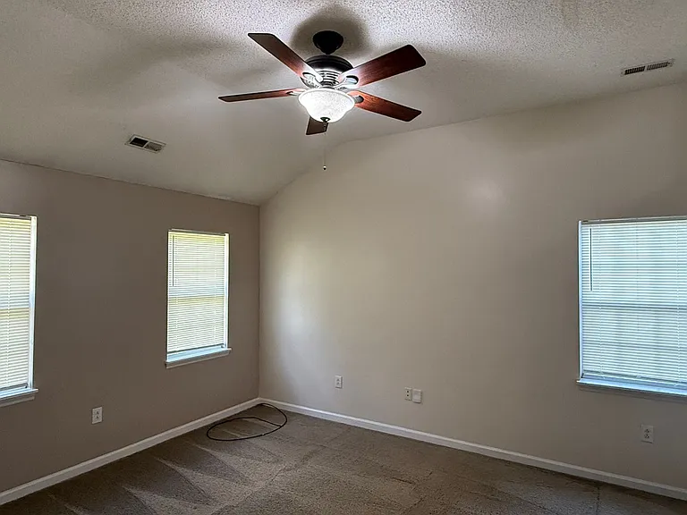 4527 Appley Mead Ln — Photo 11