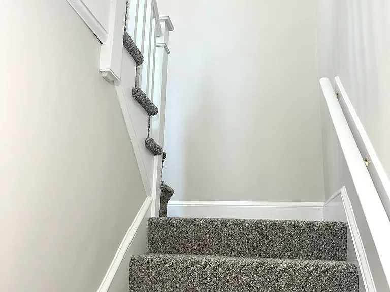 6 Elmwood Ct #2 — Photo 12