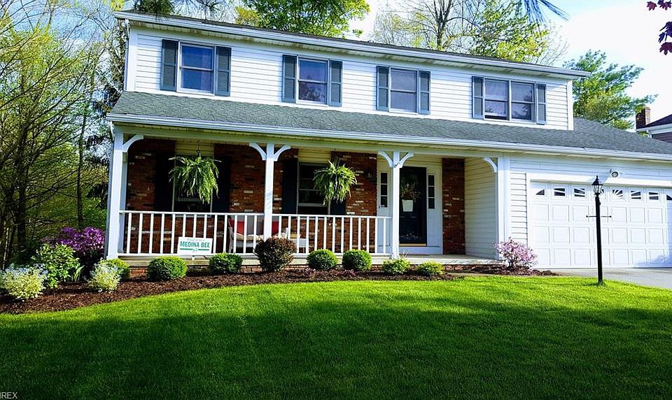1st image of 3154 N Park Ln