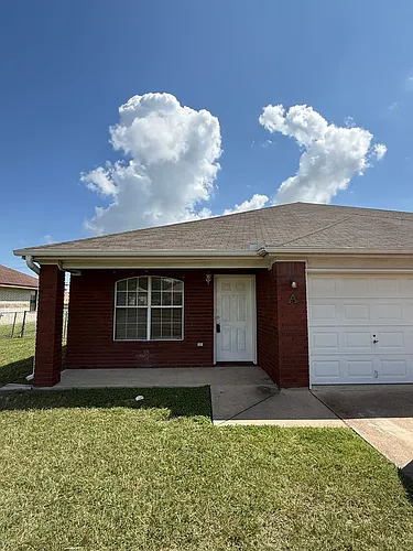 3208 Raven Dr Photo 1