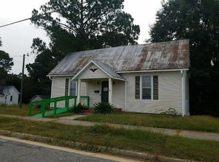 508 N Center St, Mount Olive, NC 28365