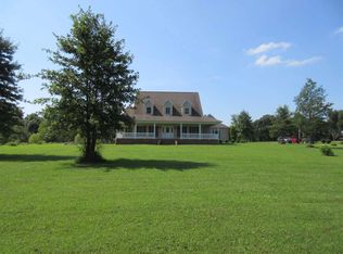 113 W Vaughn Rd, Mayfield, KY 42066