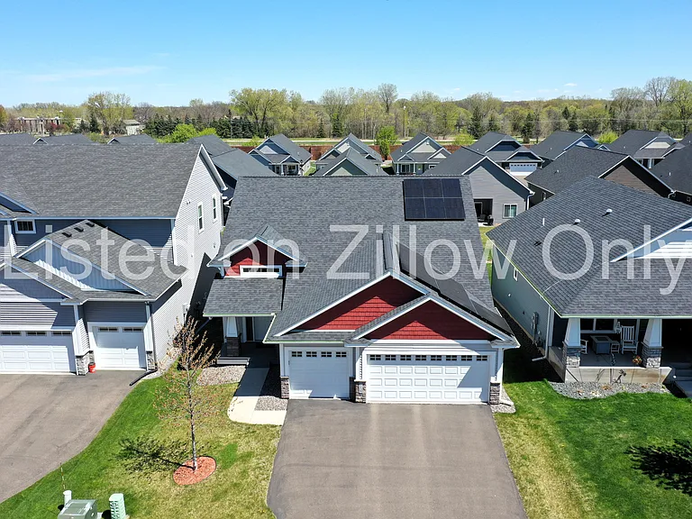 6758 Redwood Ave — Photo 28