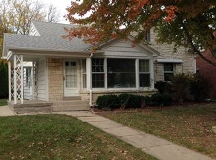 9232 Stickney Ave, Wauwatosa, WI 53226