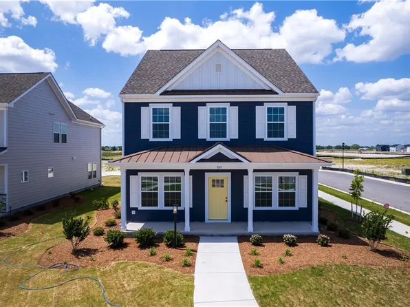 309 Iris Cir, Moyock, NC 27958