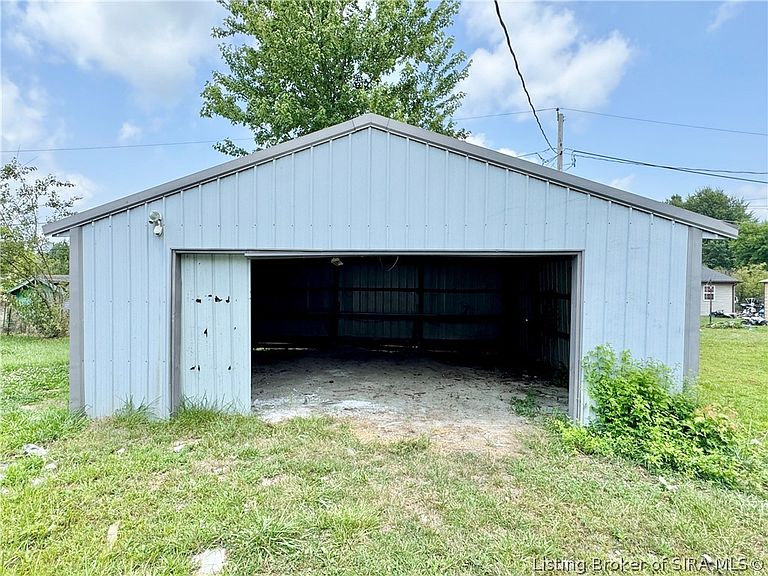 Listing photo 4
