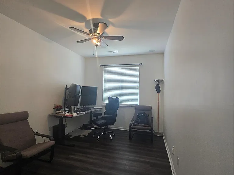 6503 Manitoba Ln — Photo 24