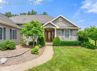 9849 Charleston Ln, Willis, MI 48191