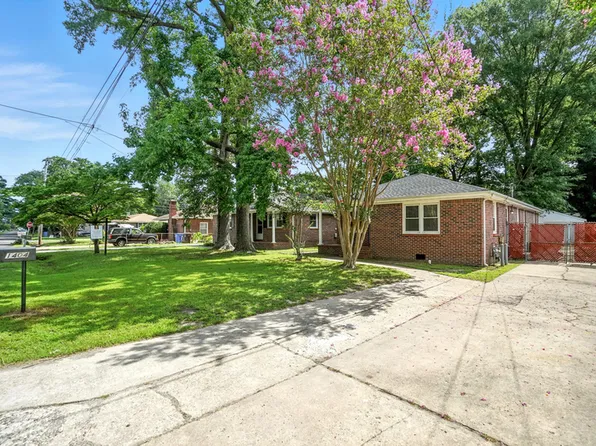 1404 Elder Ave, Chesapeake, VA 23325