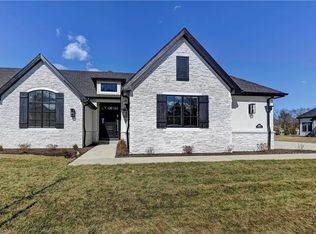 3908 W 85th St, Prairie Village, KS 66206