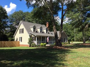100 Dickens Ln, Bishop, GA 30621