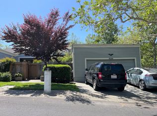 9200 Lakewood Dr, Windsor, CA 95492