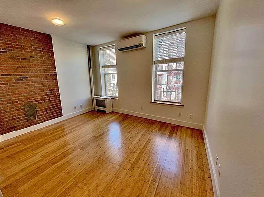 Rented by Manhattan Spaces | media 1