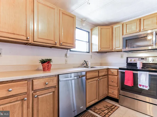 651 Alder Pl, North Beach, MD 20714