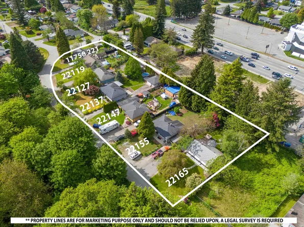 22147 Cliff Ave, Maple Ridge, BC V2X 2L4