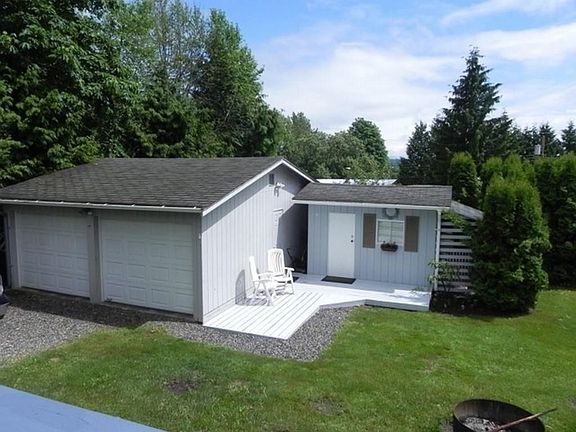 2nd image of 3657 Waldron Dr