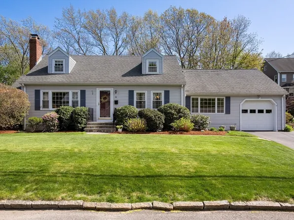 38 Old Colony Rd, Arlington, MA 02474