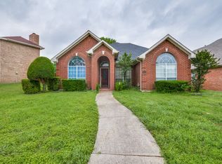 1503 Dutchman Creek Dr, Desoto, TX 75115