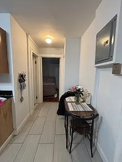 2 bed, 1.0 bath, $2,850 — Photo 3