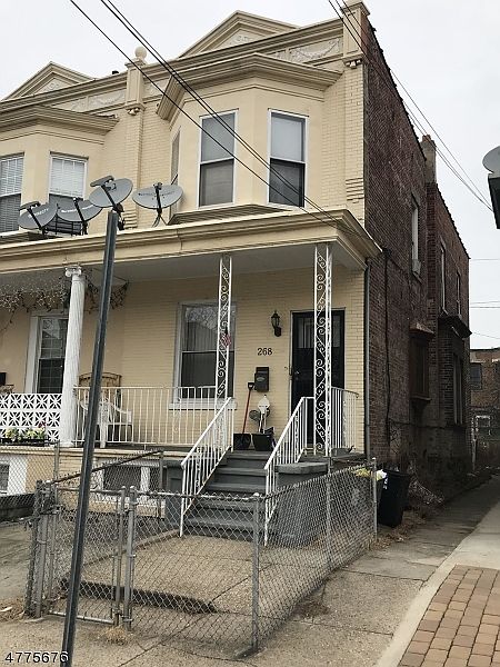 2nd image of 268 Armstrong Ave
