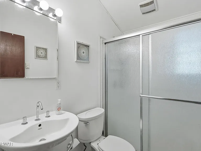 211 Water View Dr — Photo 20