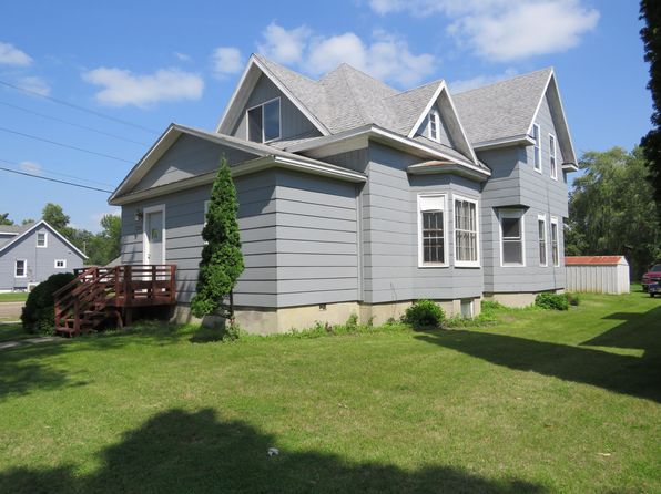 230 11th St N, Breckenridge, MN 56520