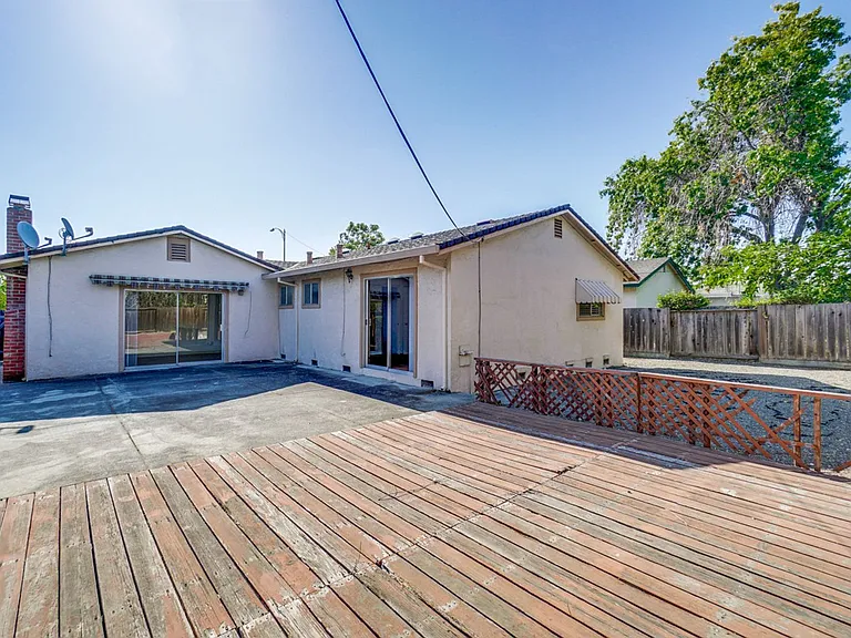 1109 White Cliff Dr — Photo 59
