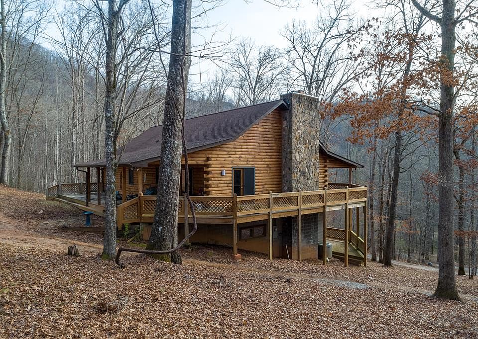 1st image of 42 Tuhy Dr