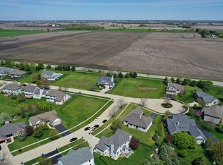 177 Quinlan Ave, Dekalb, IL 60115