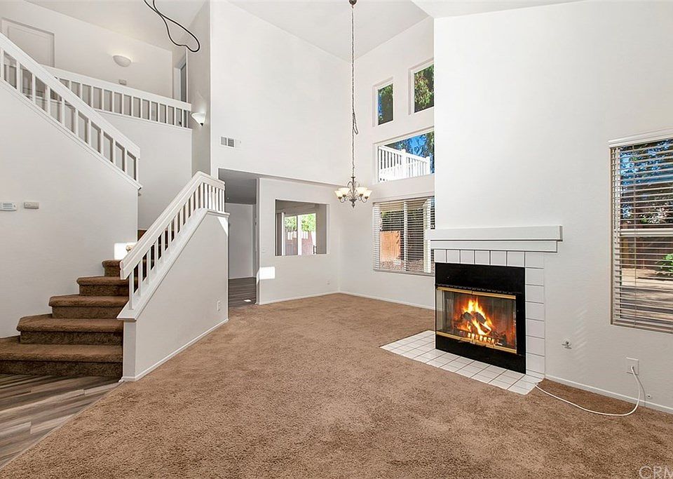 1st image of 33474 Camino Hernandez