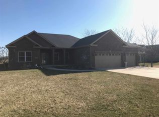 1082 Hidden Creek Ln, Kokomo, IN 46902