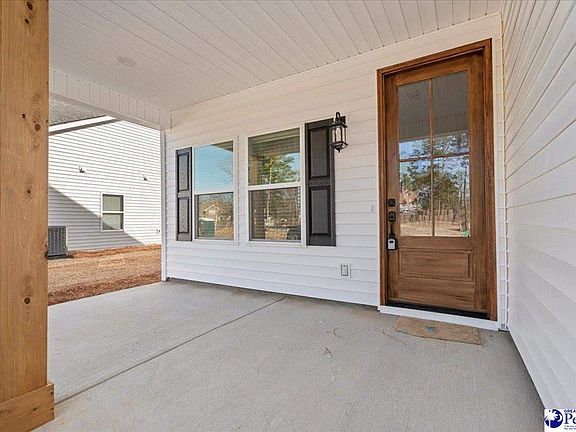 4th image of 1017 Wessex Dr