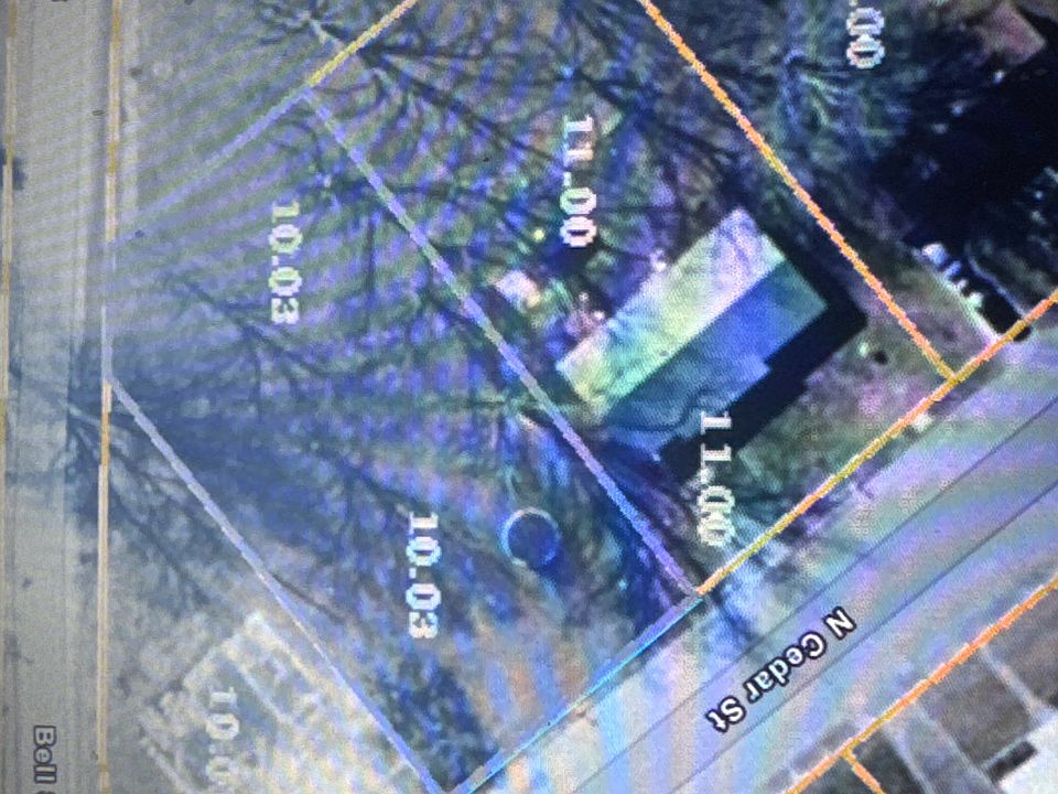 2nd image of 401 N Cedar St