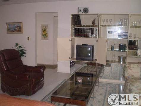 5th image of 2672 SE Gowin Dr