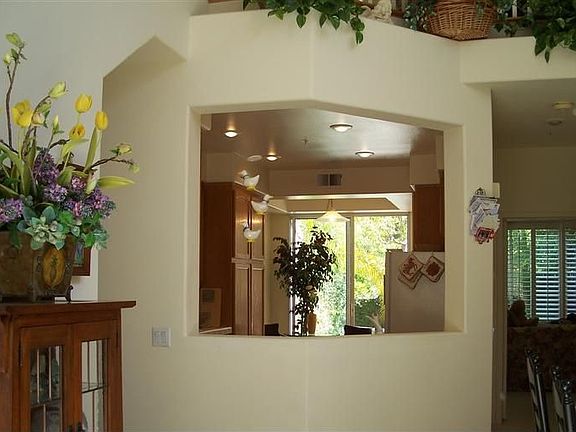 2nd image of 460 S San Vicente Ln