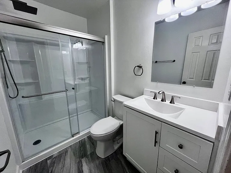 4080 Thomas Jefferson Dr — Photo 16