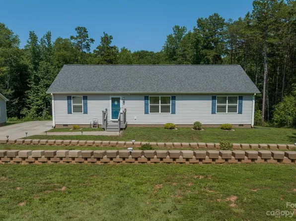 183 Fairhaven Ln, Cleveland, NC 27013