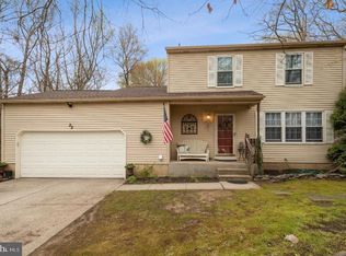 22 Tall Timber Ln, Burlington, NJ 08016