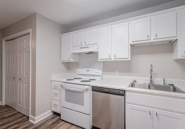 1704 Read Ave #D — Photo 7