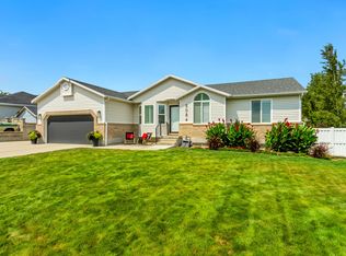 5084 W Stone Vista Ln, West Jordan, UT 84081