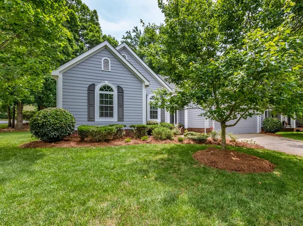 6101 Rosebriar Ln, Charlotte, NC 28277