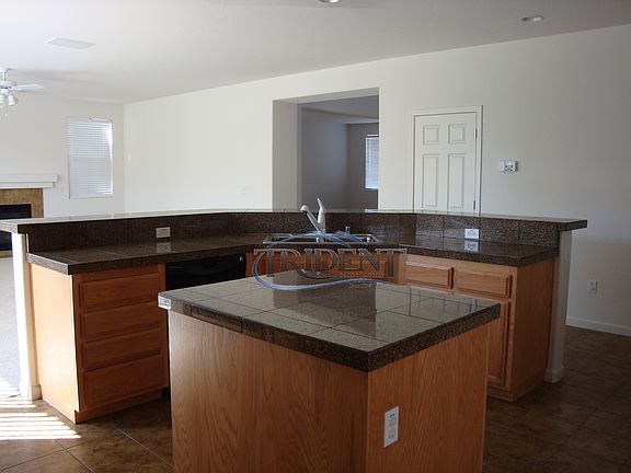 4th image of 2033 Knights Ferry Dr