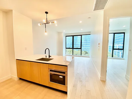 Rented by Modern Spaces | media 9