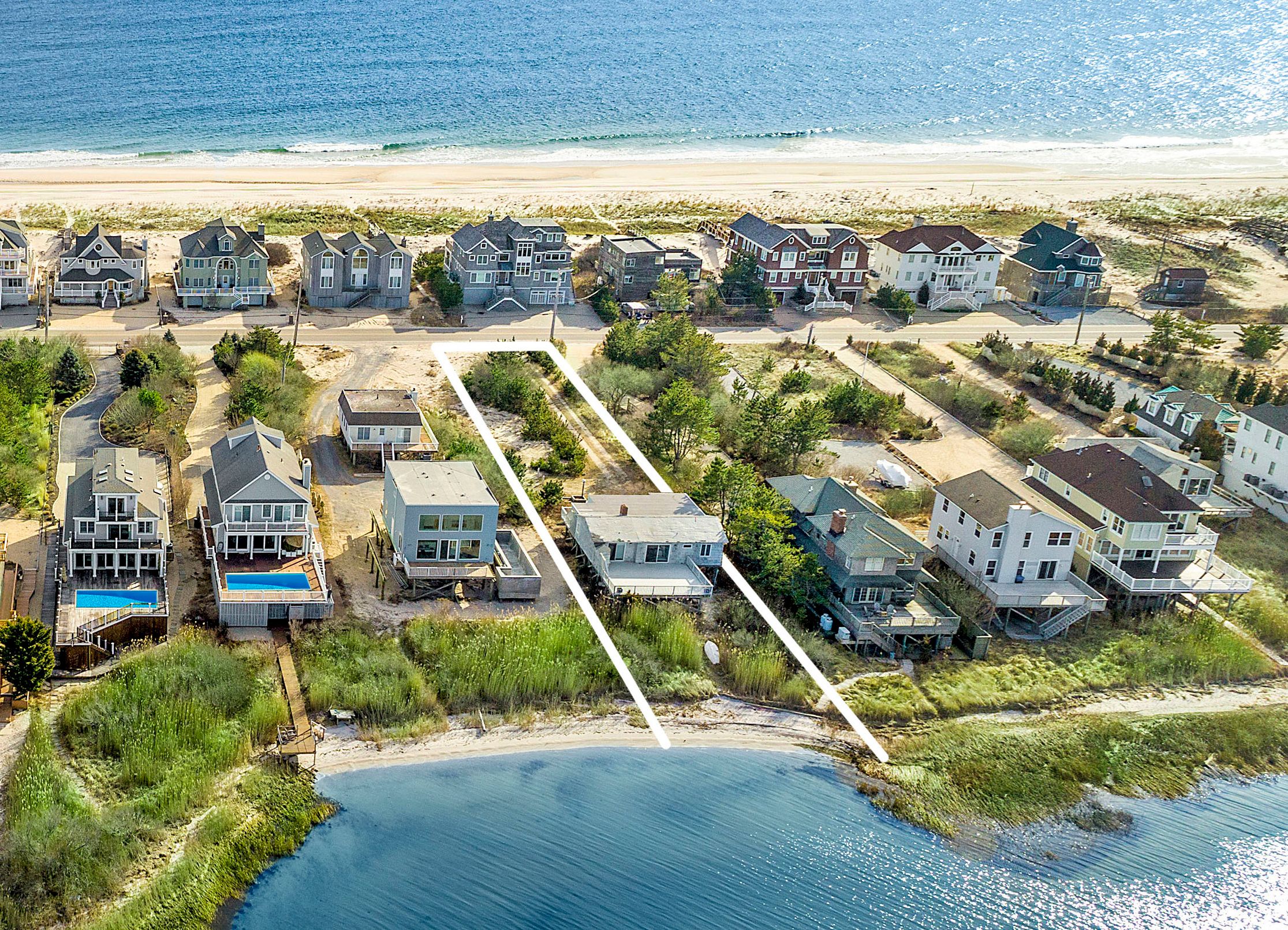 848 Dune Rd, Westhampton Beach, NY 11978 | Out East