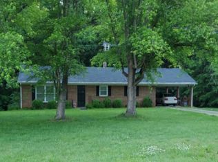 8144 Truevine Rd, Glade Hill, VA 24092