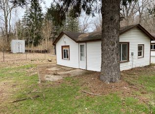 6458 M 63 N #B, Coloma, MI 49038